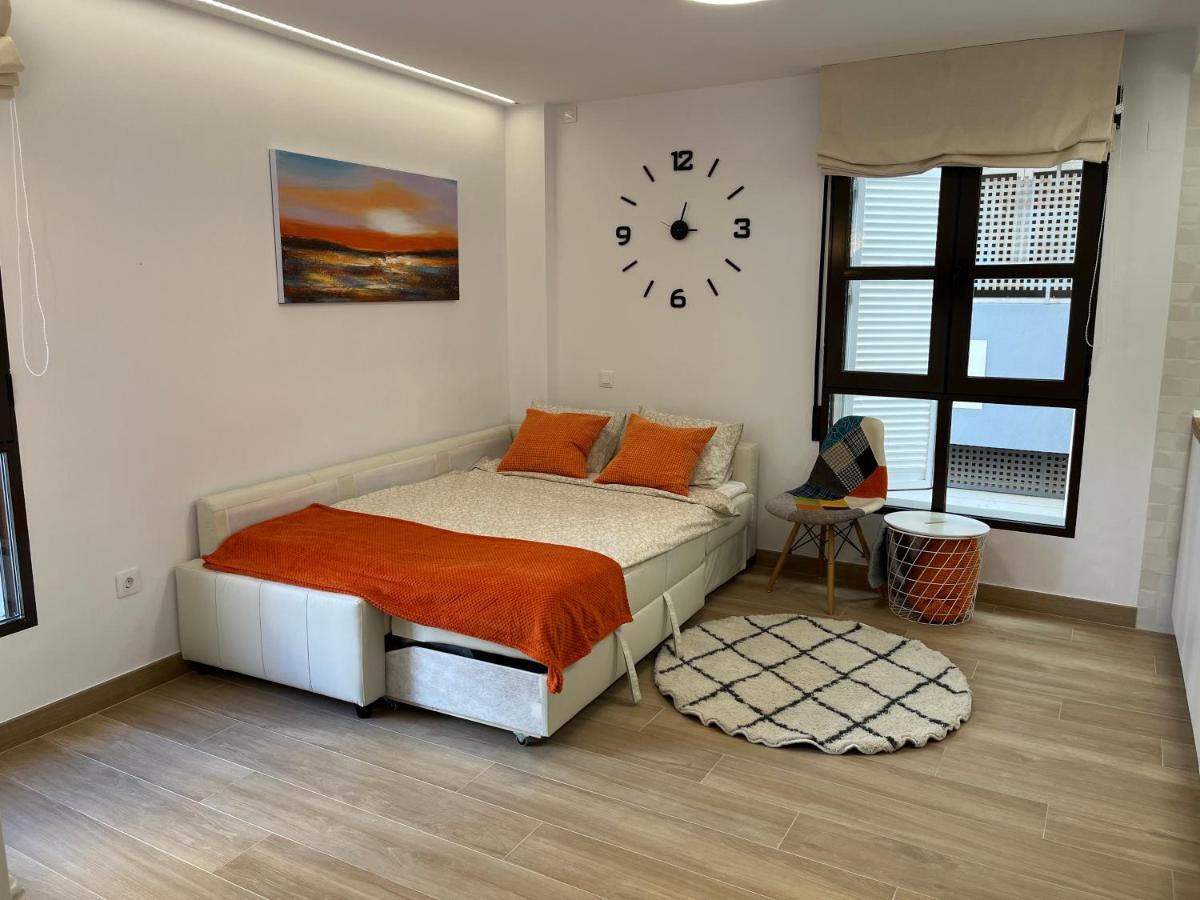 Alicante Beach Apartment ภายนอก รูปภาพ